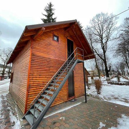 Apartelim Manastirea Humorului Exterior photo